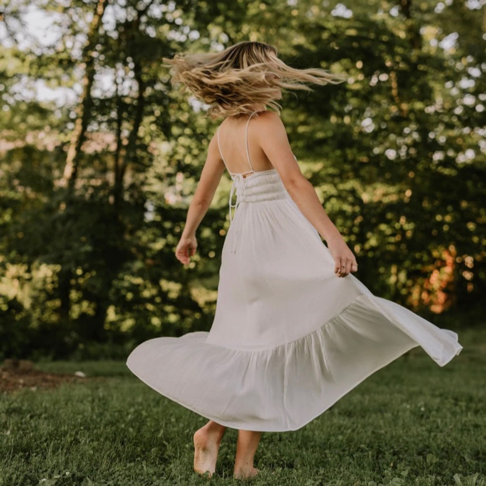 Z-Supply ❤️ Jazmin Maxi Dress in White